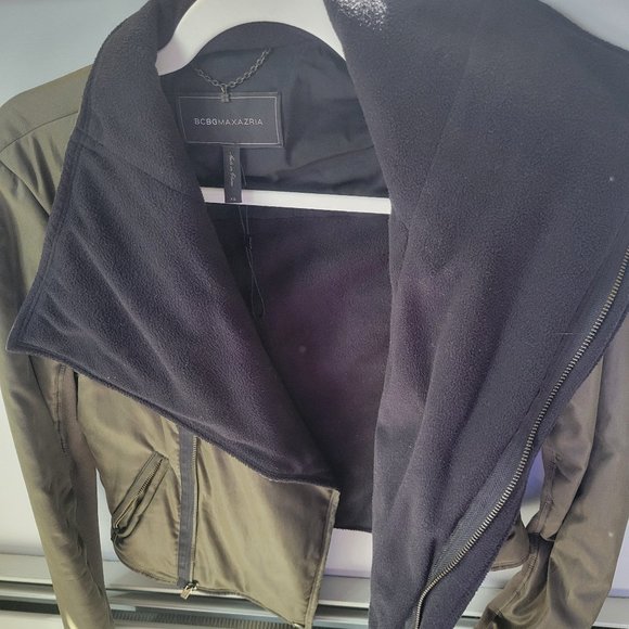 Olive and black super soft and comfy - Picture 1 of 3